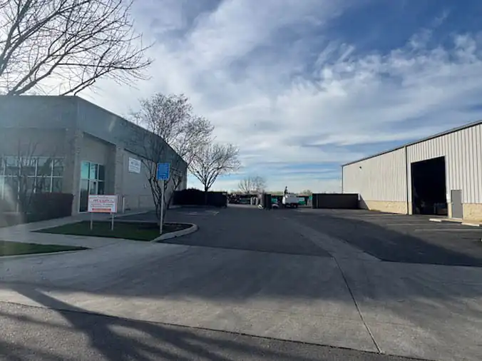 Visalia Pipe & Supply building exterior